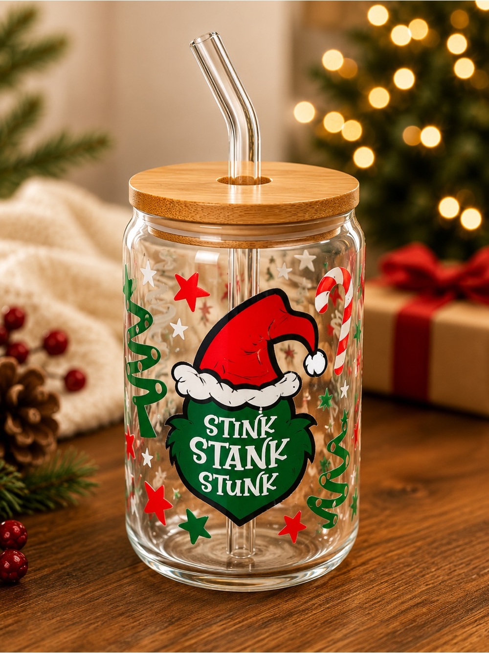 The Grinch Holiday Glass Drinkware Jar with Bamboo Lid - Red & Green
